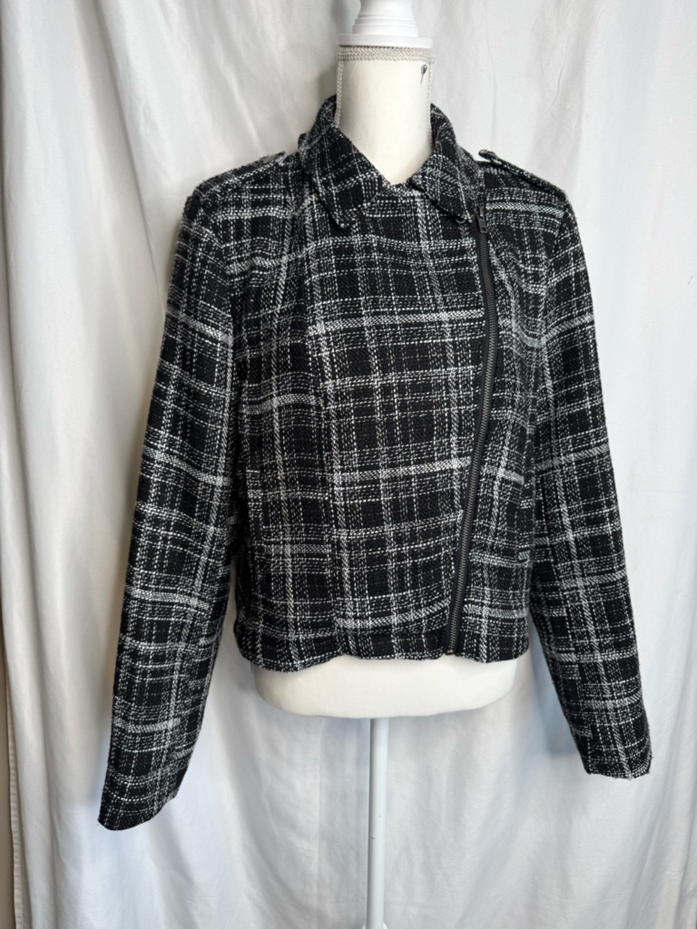 Allie Rose Black White Plaid Moto Jacket Size Large Fully Lined Zip Front
